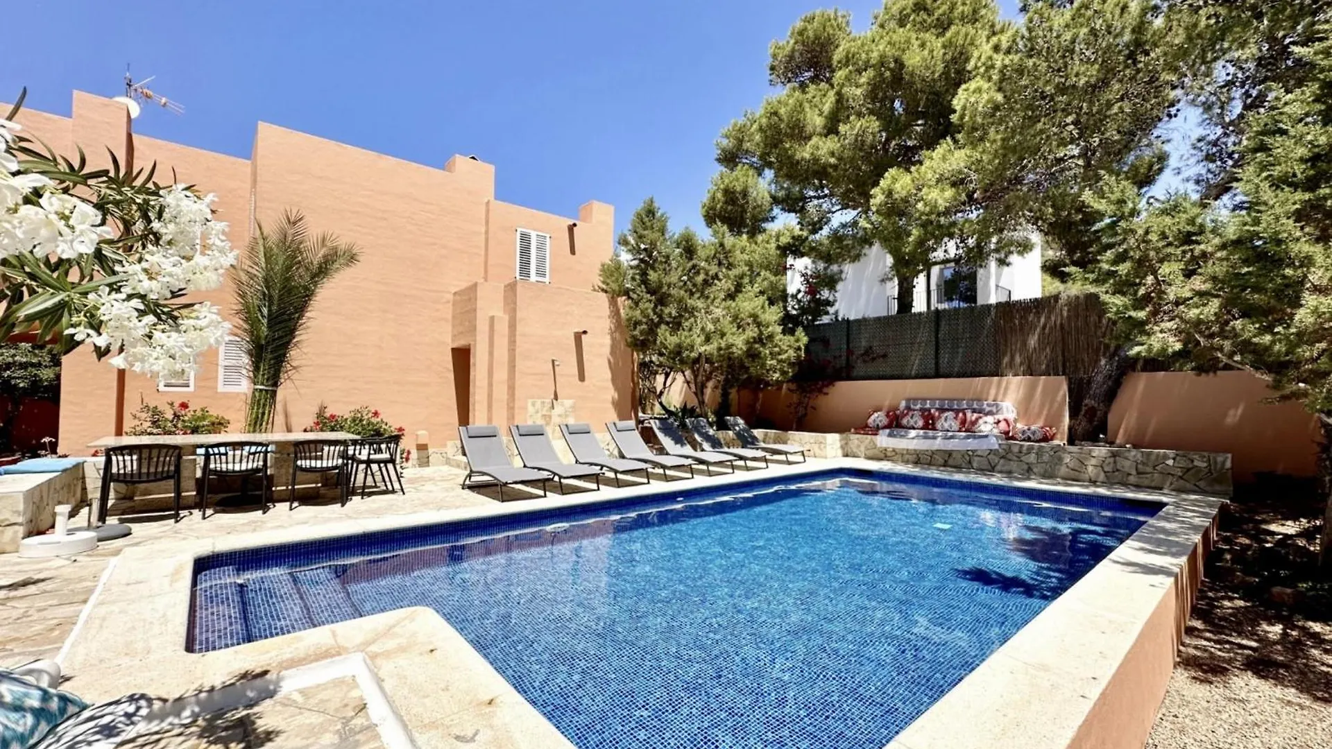 Villa With Pool Calo Den Real Sant Josep de sa Talaia